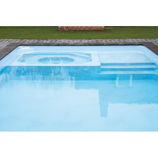 Coque de piscine rectangulaire avec balnéo modèle CANNES75